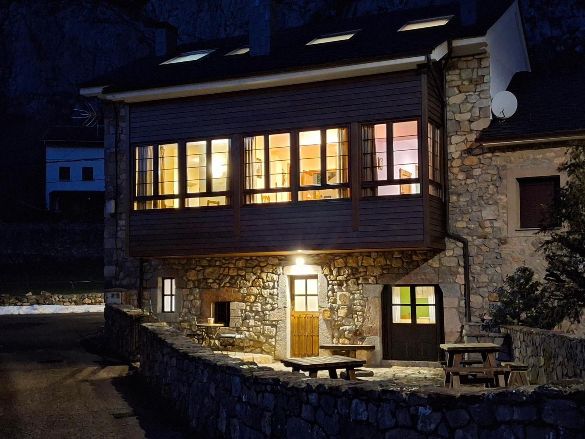 拉考洛纳德尔奥特罗酒店 Valle de Lago 外观 照片